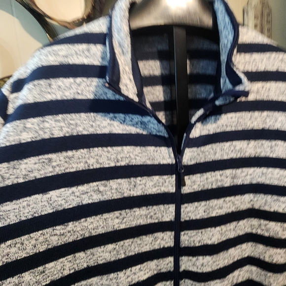 Ulla Popken Active Sport Striped Polyester Zip Jacket - Picture 3 of 13